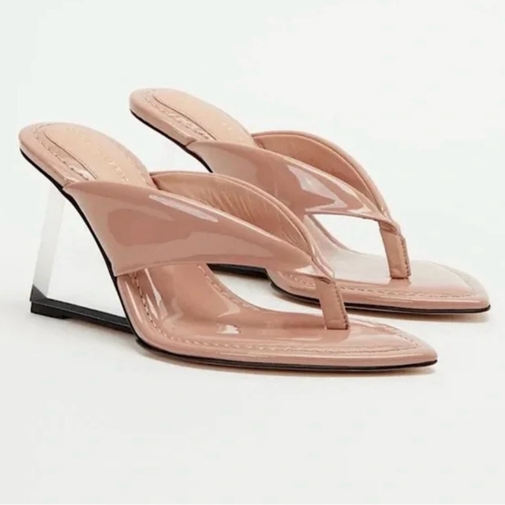 Good American Cinderella Thong Straps Clear Wedge Sandal Heel Dusty Pink Nude 7 - Picture 8 of 11